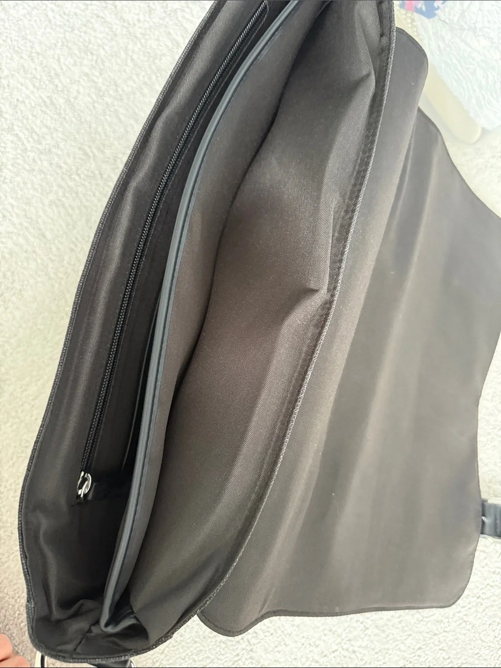 Canvas Messenger Bag with Raiders Logo and Black Accents BRAND NEW NEVER USED
